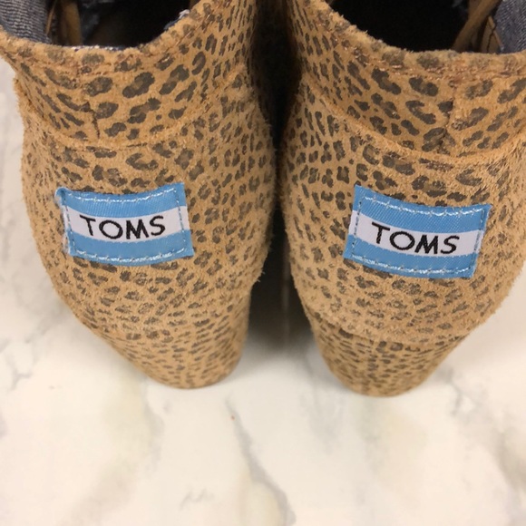 TOMS Leopard Print Desert Wedge booties - Picture 5 of 8